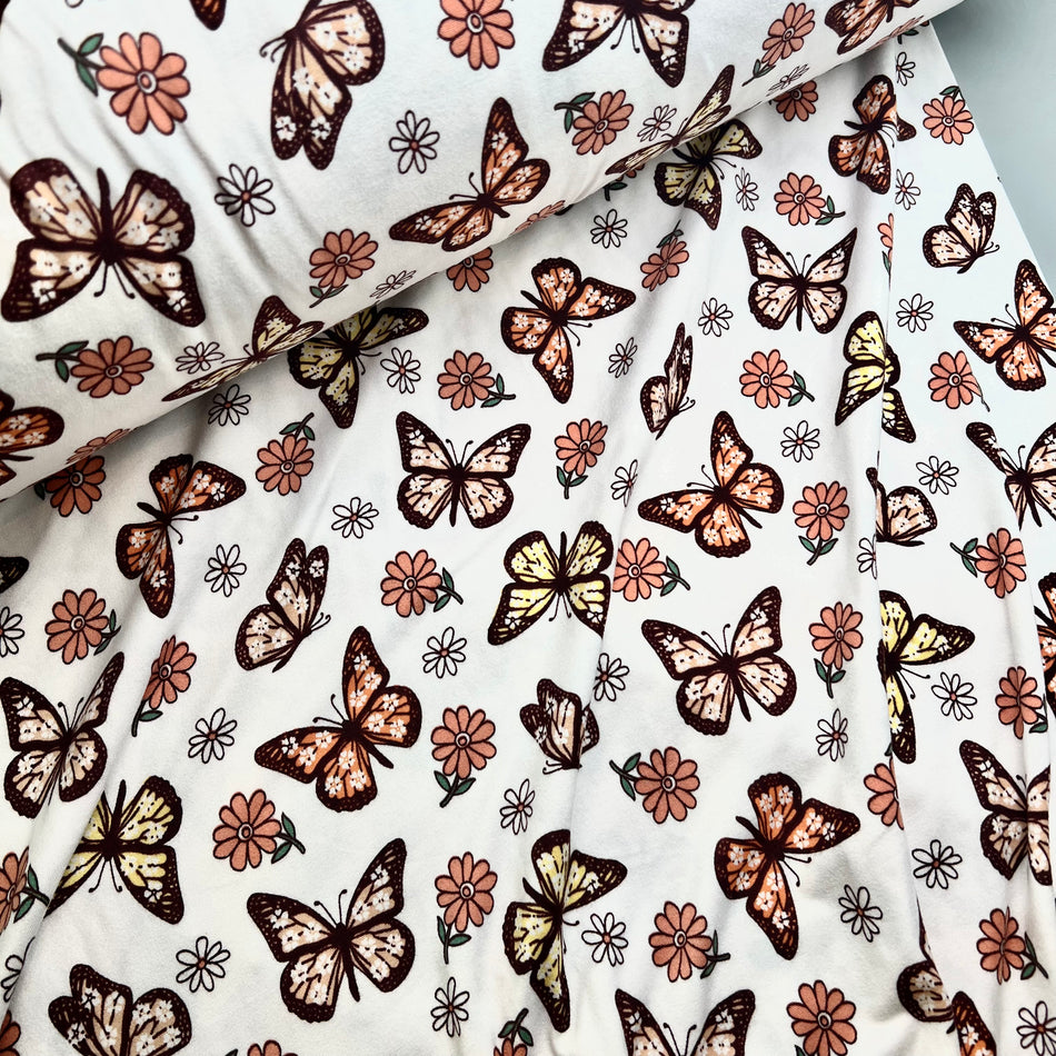 Daisies & Butterflies DBP - by the yard (White)